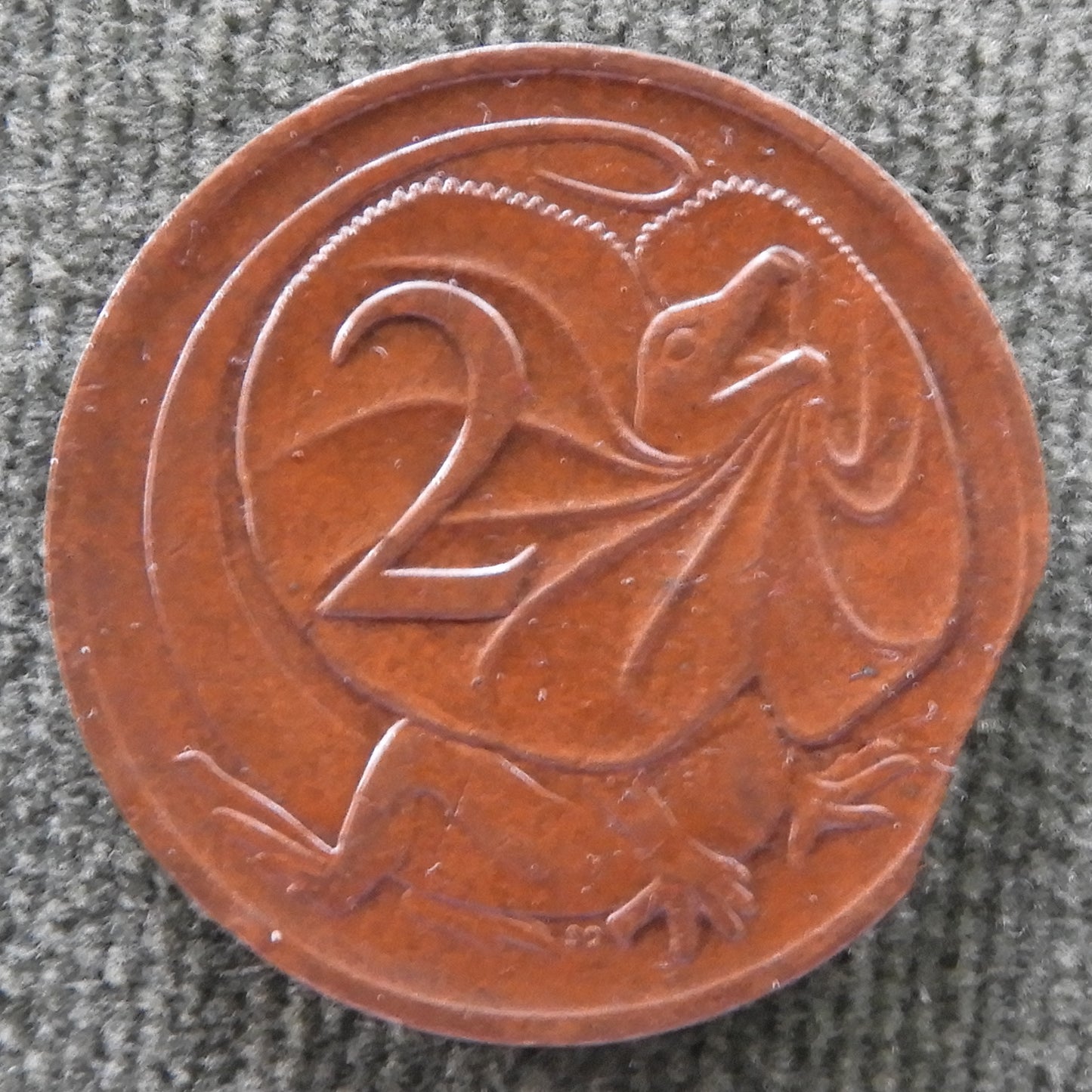 Australian 1973 2 Cent Queen Elizabeth II Coin - Clipped