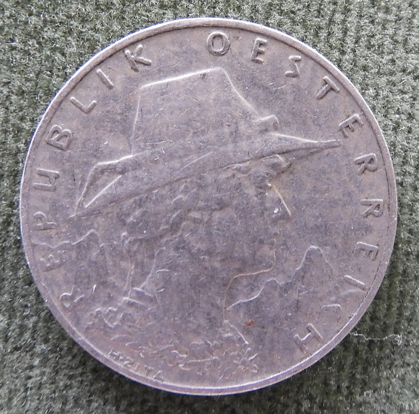 Austria 1925 10 Groschen Coin A Woman Of Tyrol