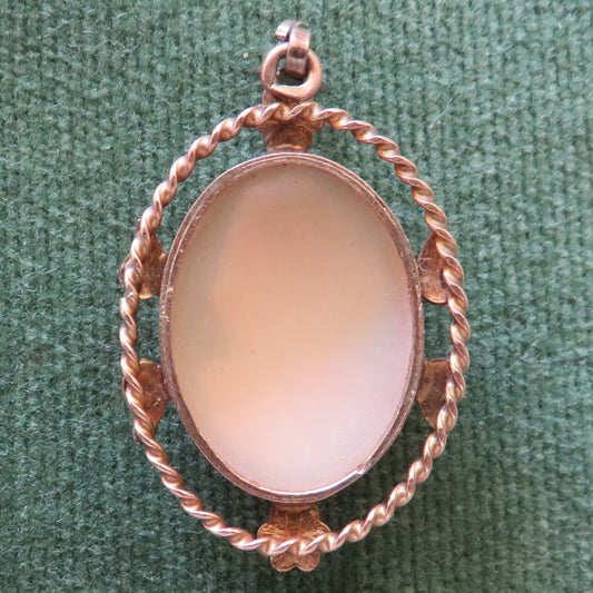 9ct Gilt Cameo Pendant