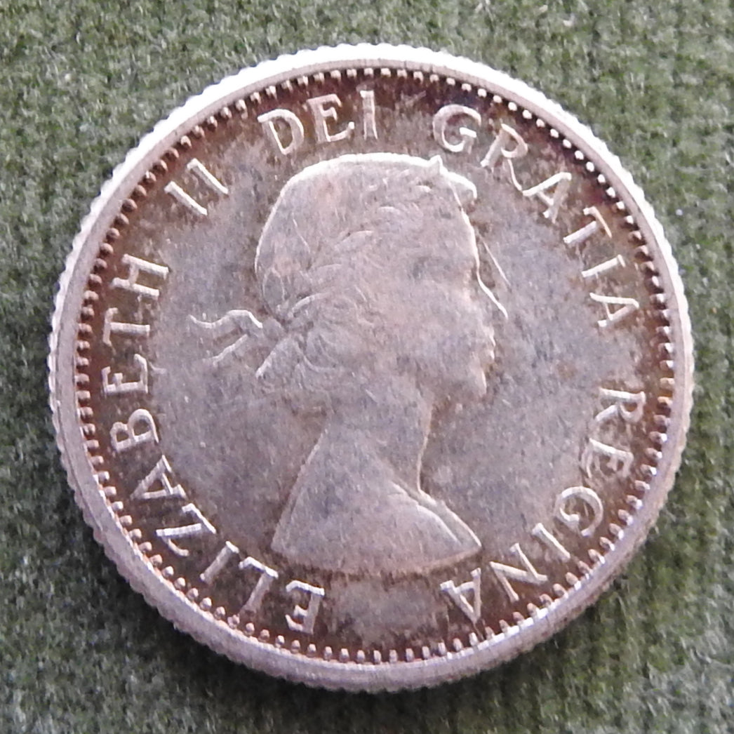 Canada 1955 10 Cent Bluenose Under Sail Queen Elizabeth II Silver Coin