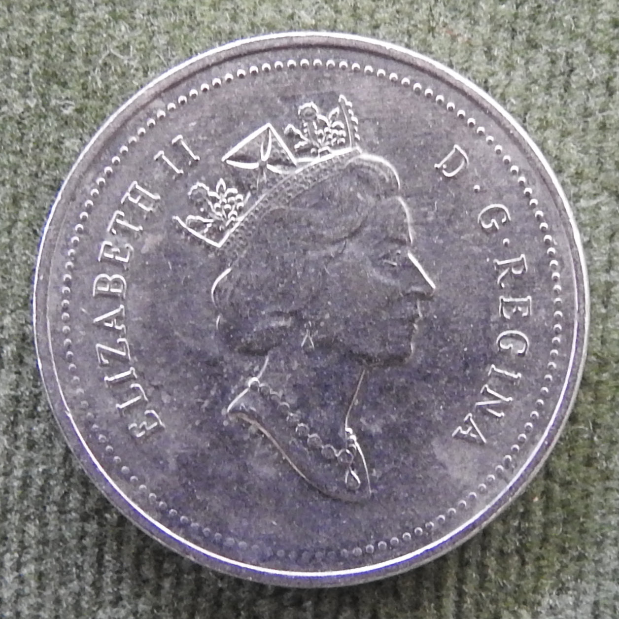 Canada 1994 5 Cent Coin Queen Elizabeth II North American Beaver