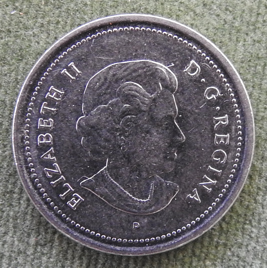 Canada 2005 25 Cent Caribou Queen Elizabeth II Coin
