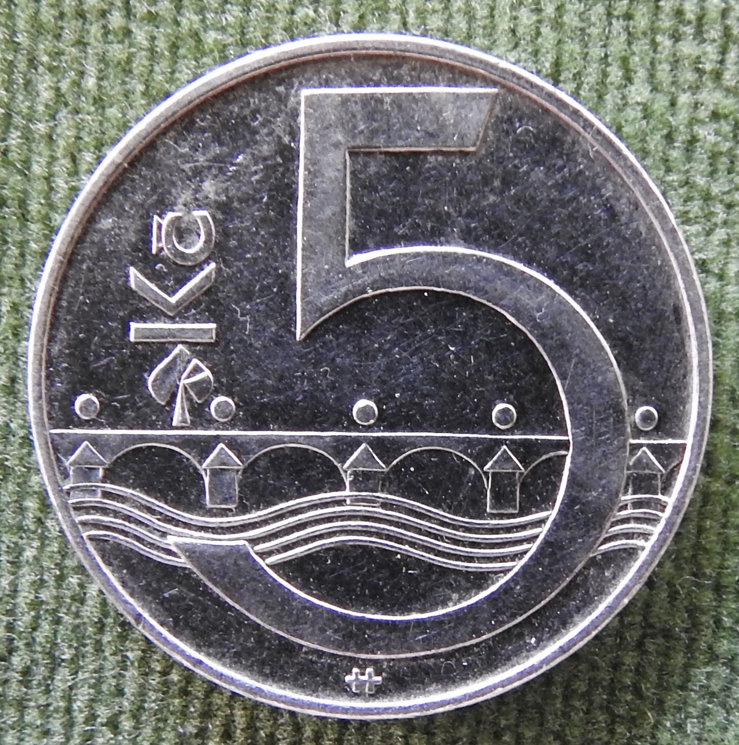 Ceska Czech Republic 2009 5 Koruna Coin - Circulated