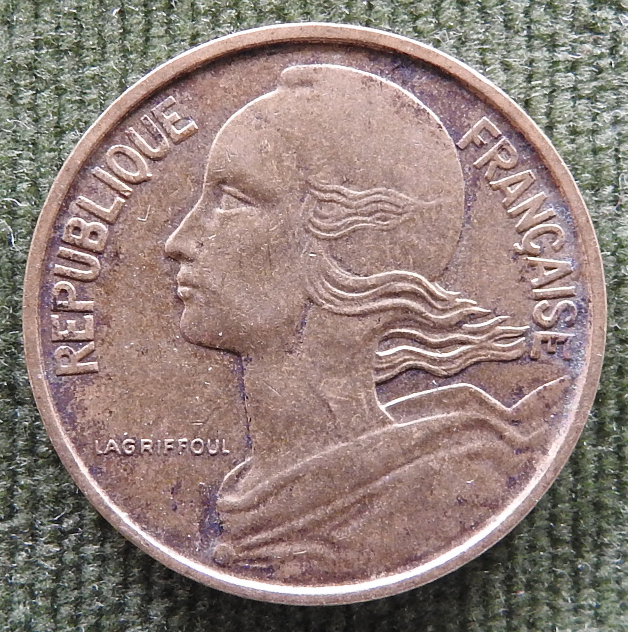 French 1968 10 Centimes Coin - Circulated