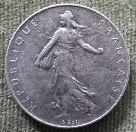 French 1977 1 Franc Coin - Circulated