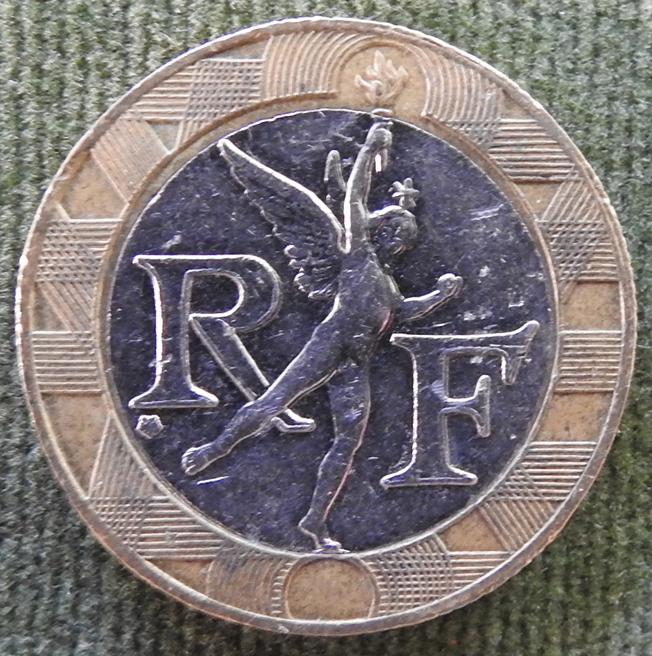 French 1990 10 Franc Coin - Circulated