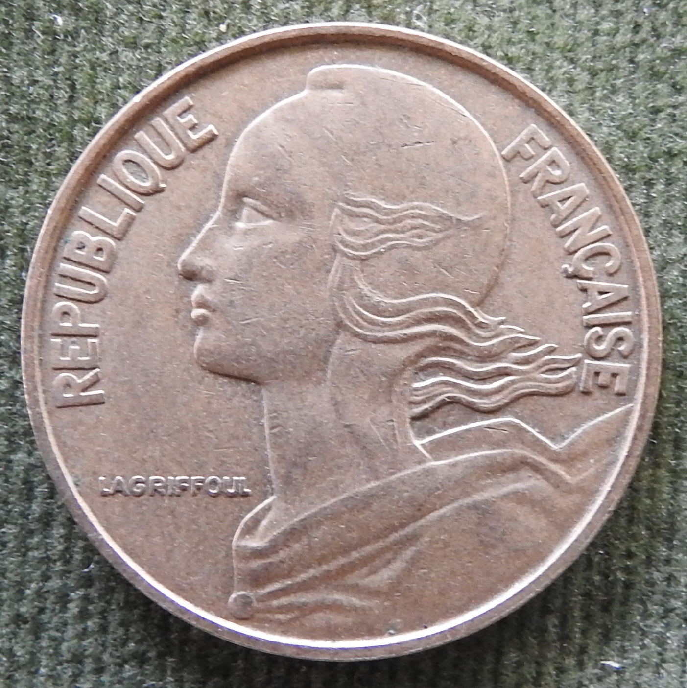 French 1962 20 Centimes Coin - Circulated