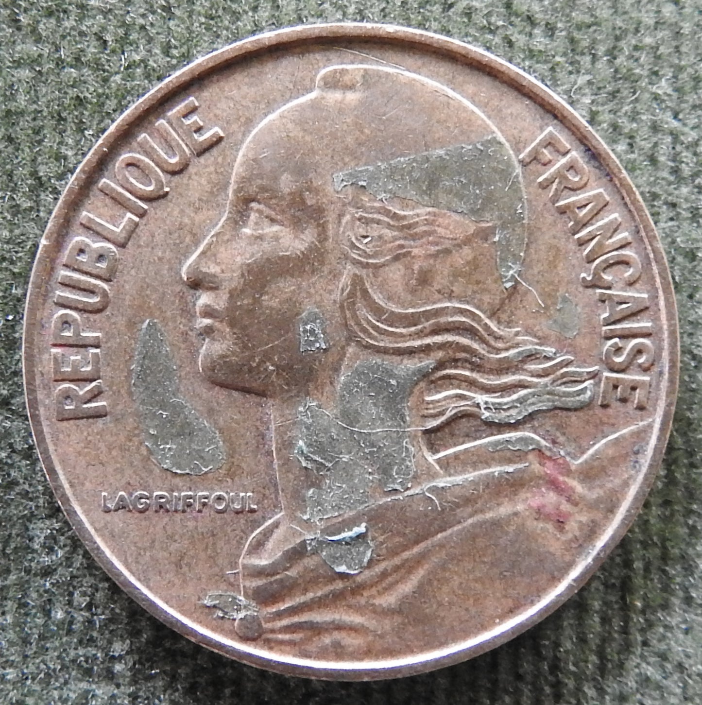 French 1970 20 Centimes Coin - Circulated