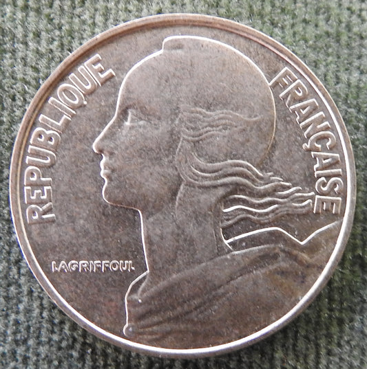 French 1981 20 Centimes Coin - Circulated