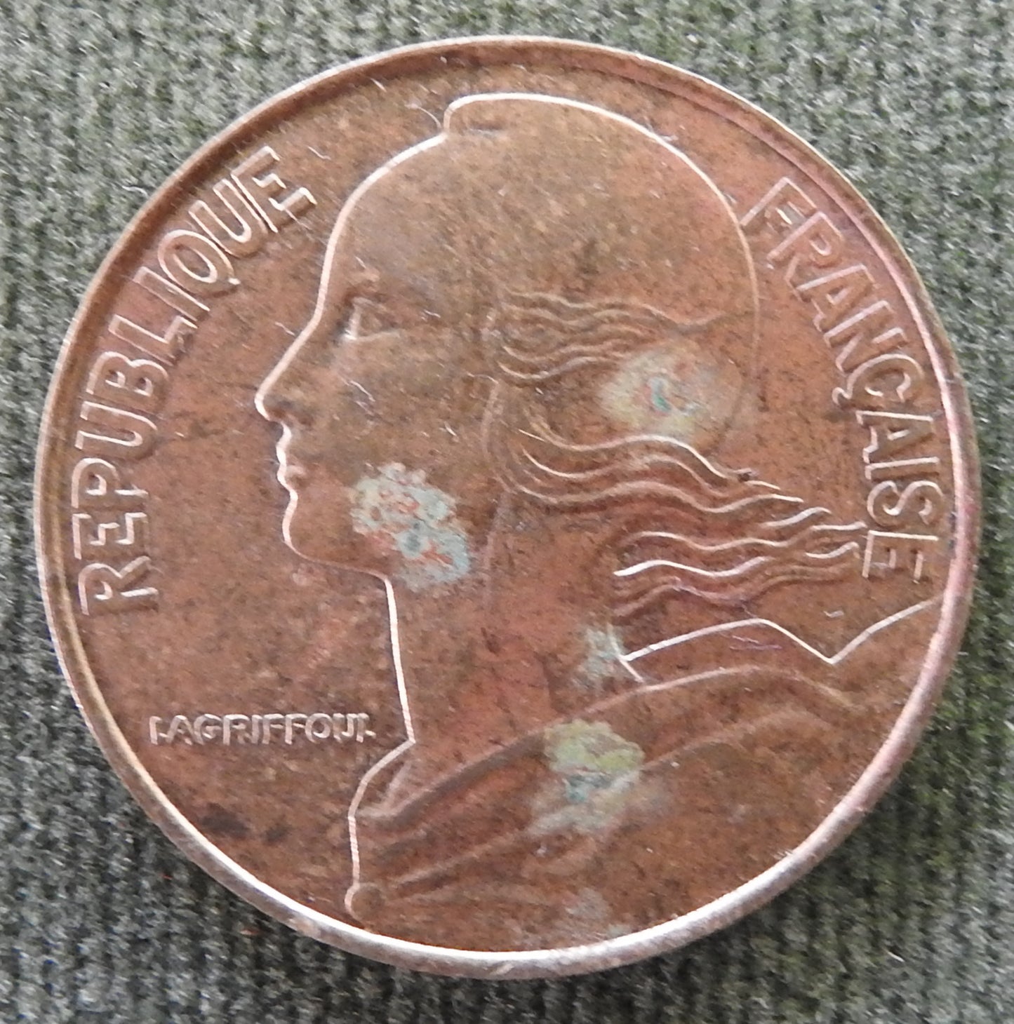 French 1988 20 Twenty Centimes Coin - Circulated
