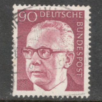 Germany Deutsche Bundespost 1970 90 Pfennig Purple Red Gustav Heinemann Stamp - Perfin: 14.0