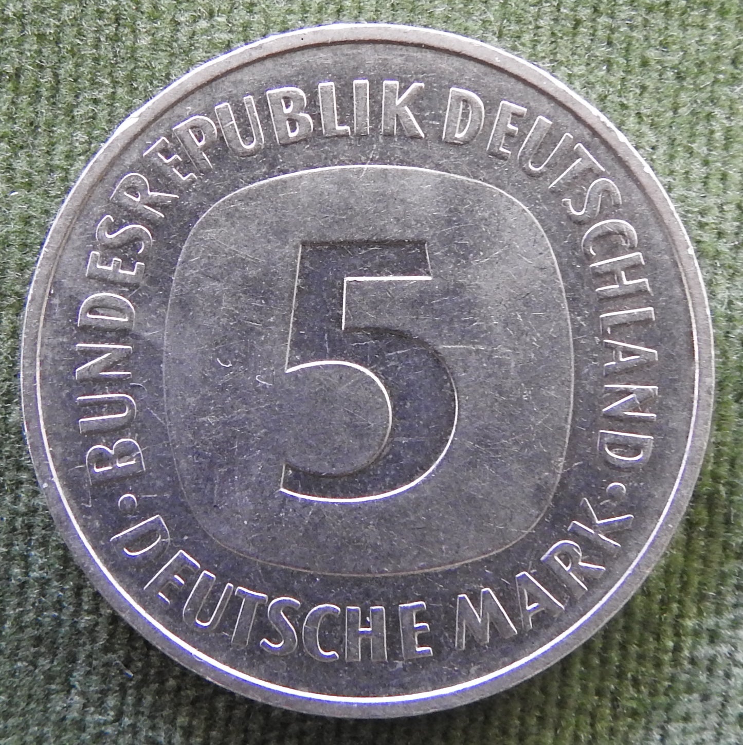 Germany 1983 J 5 Deutsche Mark Coin - Circulated