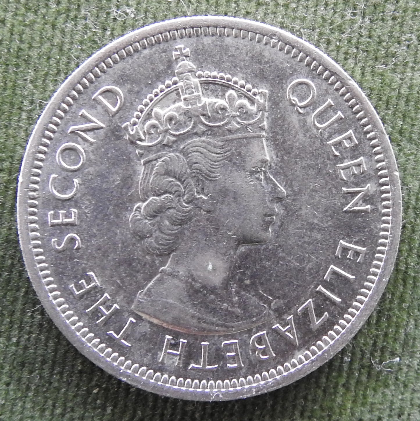 Hong Kong 1974 1 Dollar Queen Elizabeth II Coin