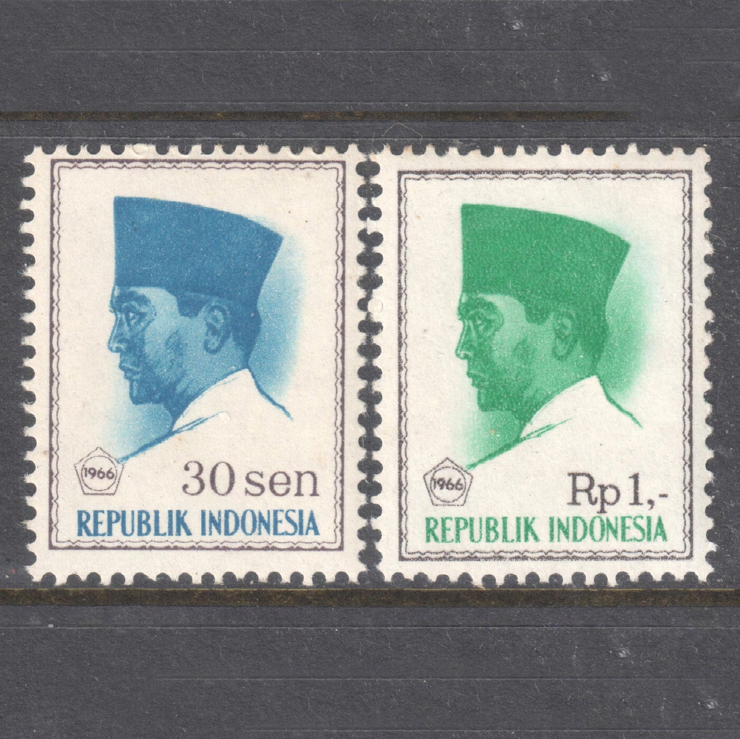 Indonesia 1966 President Sukarno Stamp Group of 2 - Perf:12.5x12