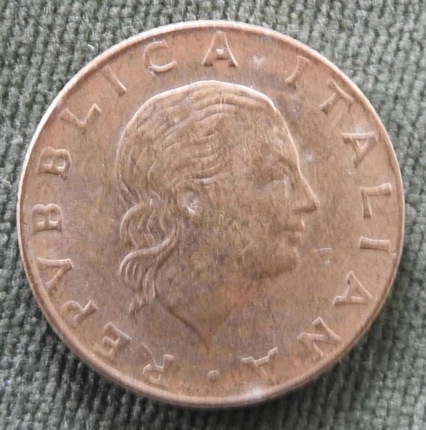 Italy 1979 200 Lira Coin - Circulated