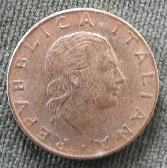 Italy 1979 200 Lira Coin - Circulated