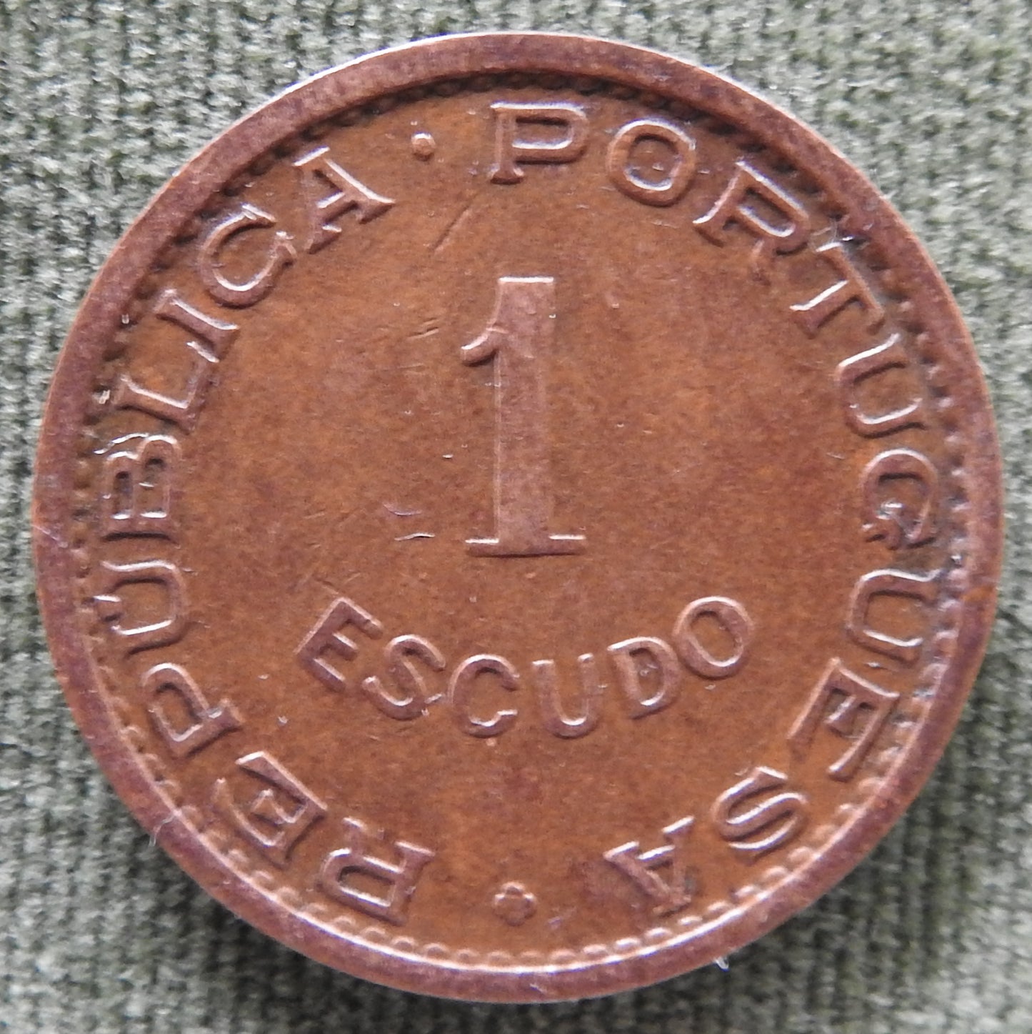 Mozambique 1962 1 Escudo Coin