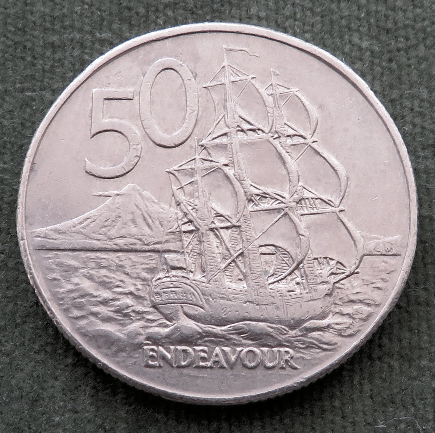 New Zealand 1982 50 Cent Queen Elizabeth Coin