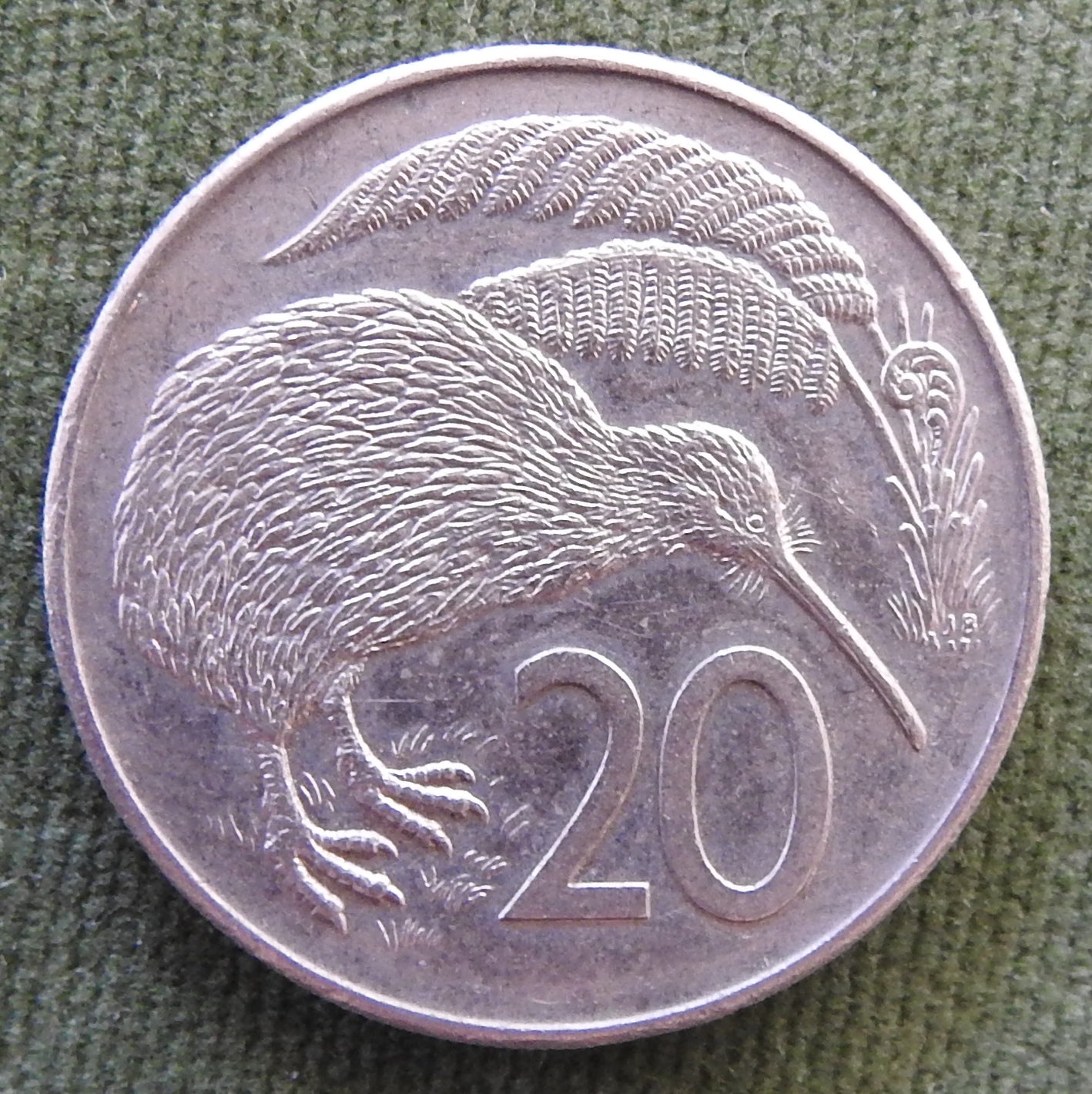 New Zealand 1984 20 Cent Queen Elizabeth Coin