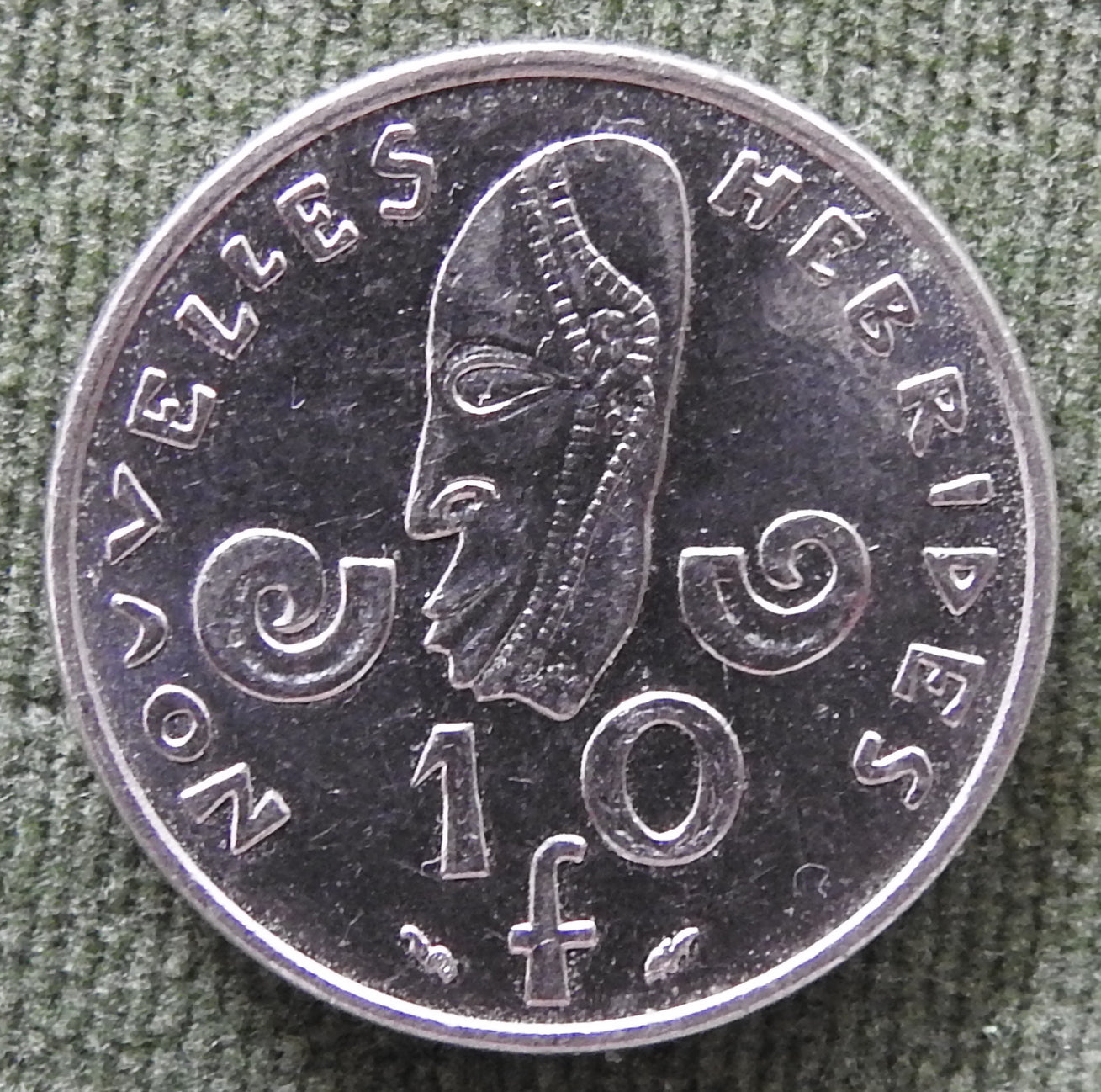 Nouvelle Hebrides 1979 10 Franc Coin
