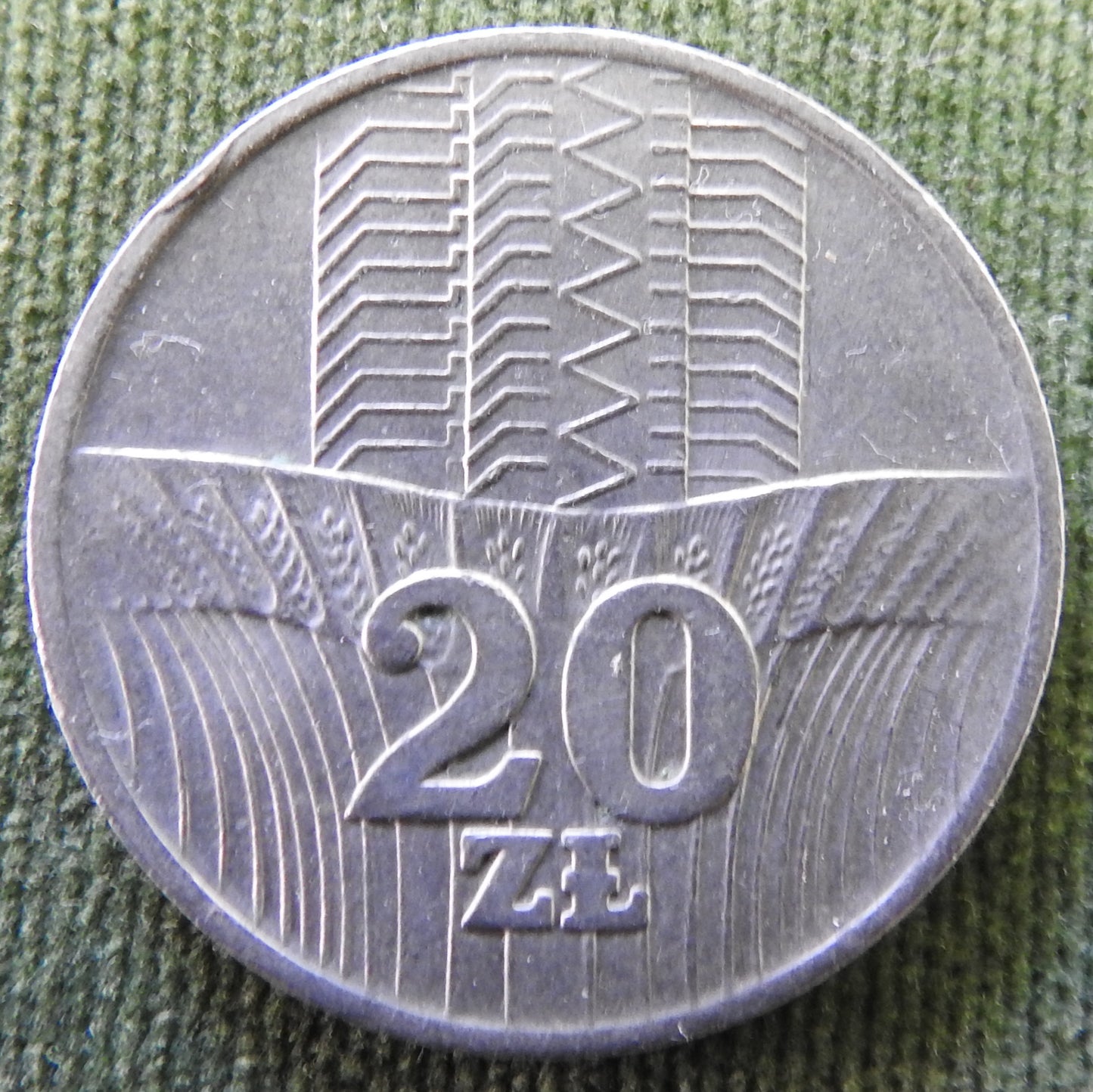 Poland 1976 20 Zlotys A Highrise Building Coin - Circulated