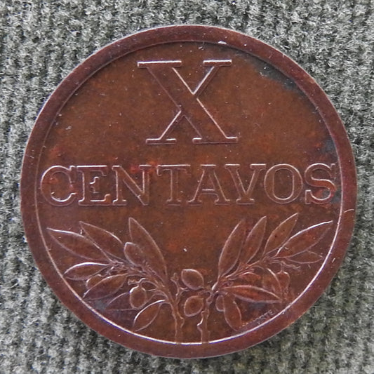 Portugal 1967 10 Centavos Coin