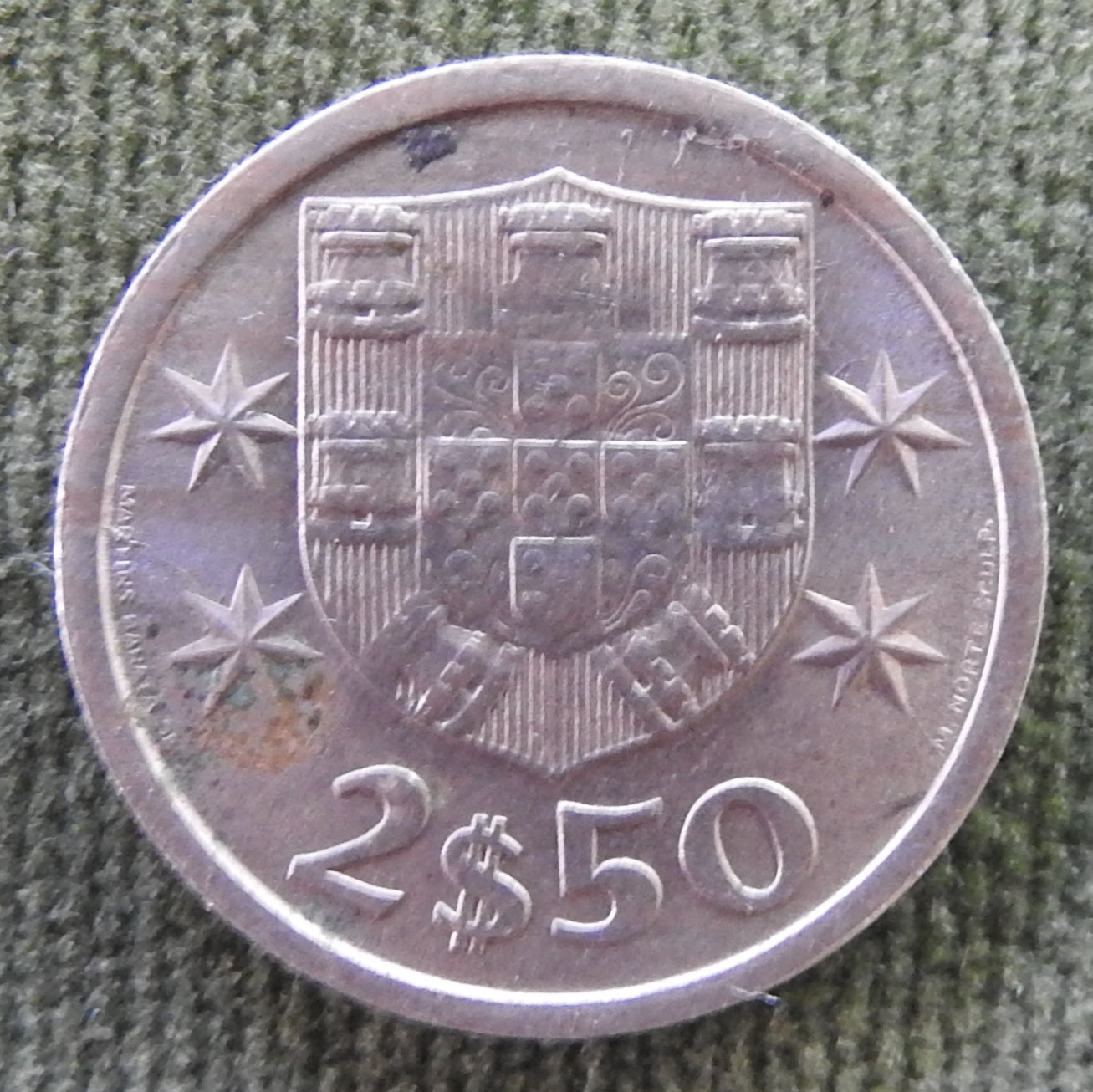 Portugal 1967 2 1/2 Escudos Ship Coin