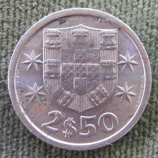 Portugal 1967 2 1/2 Escudos Ship Coin