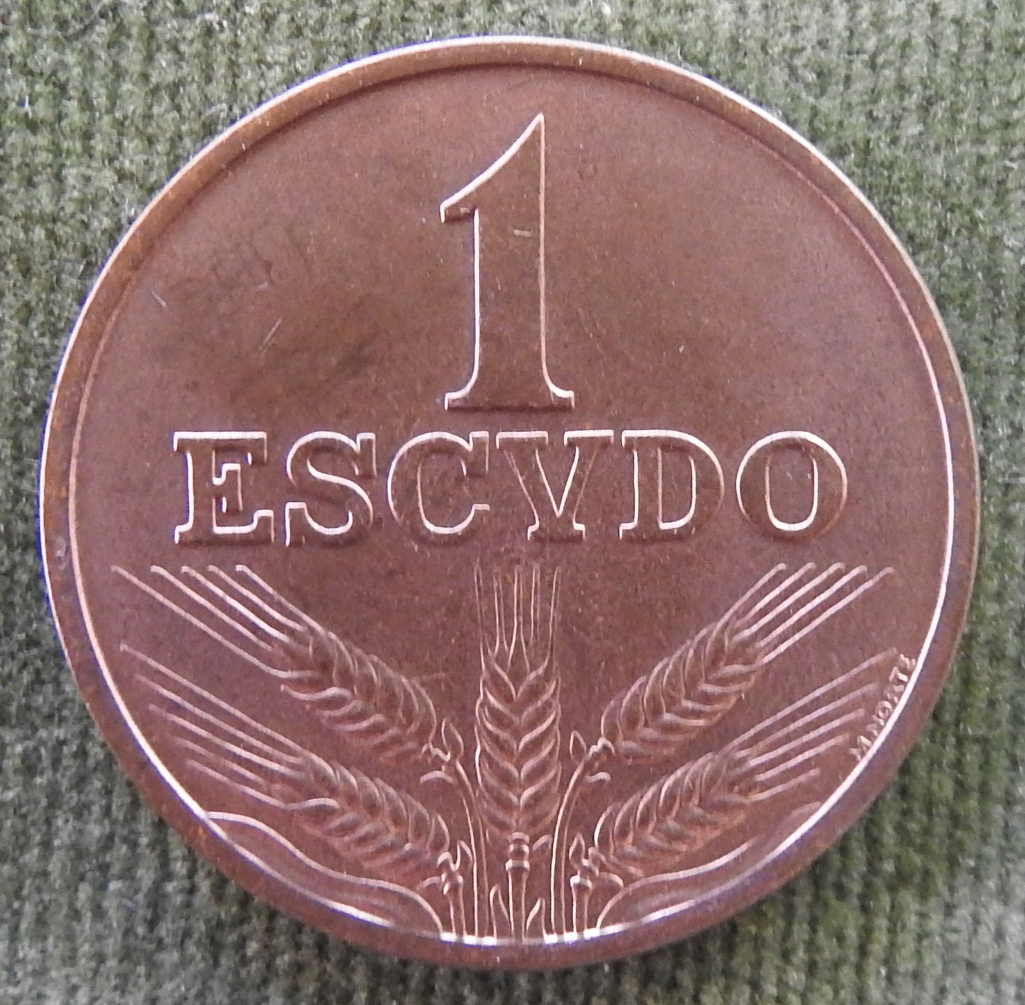 Portugal 1979 1 Escudo Five Wheat Ears Coin