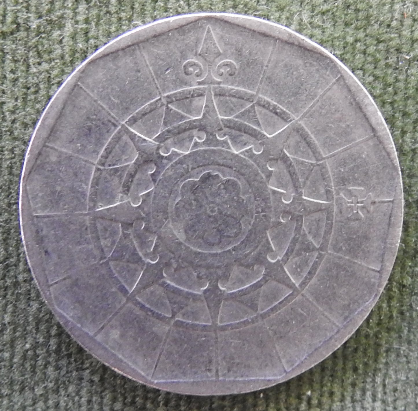 Portugal 1987 20 Escudos Nautical Compass Coin