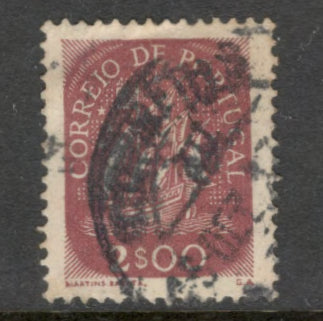 Portugal 1943 2 Escudos Reddish Brown Caravel Stamp - Perfin: 14.0