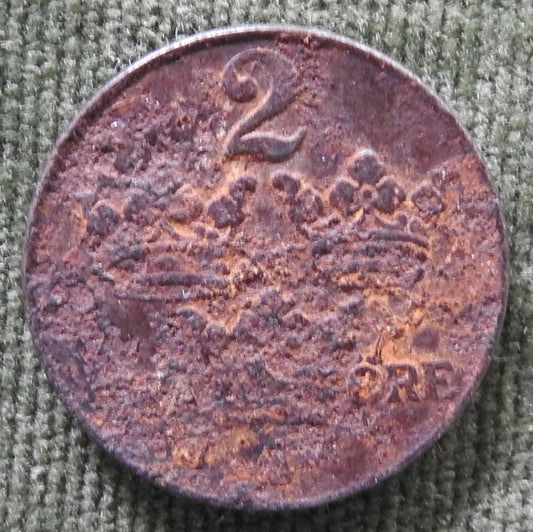 Sweden Osterland 1942 2 Ore Coin King Gustaf V