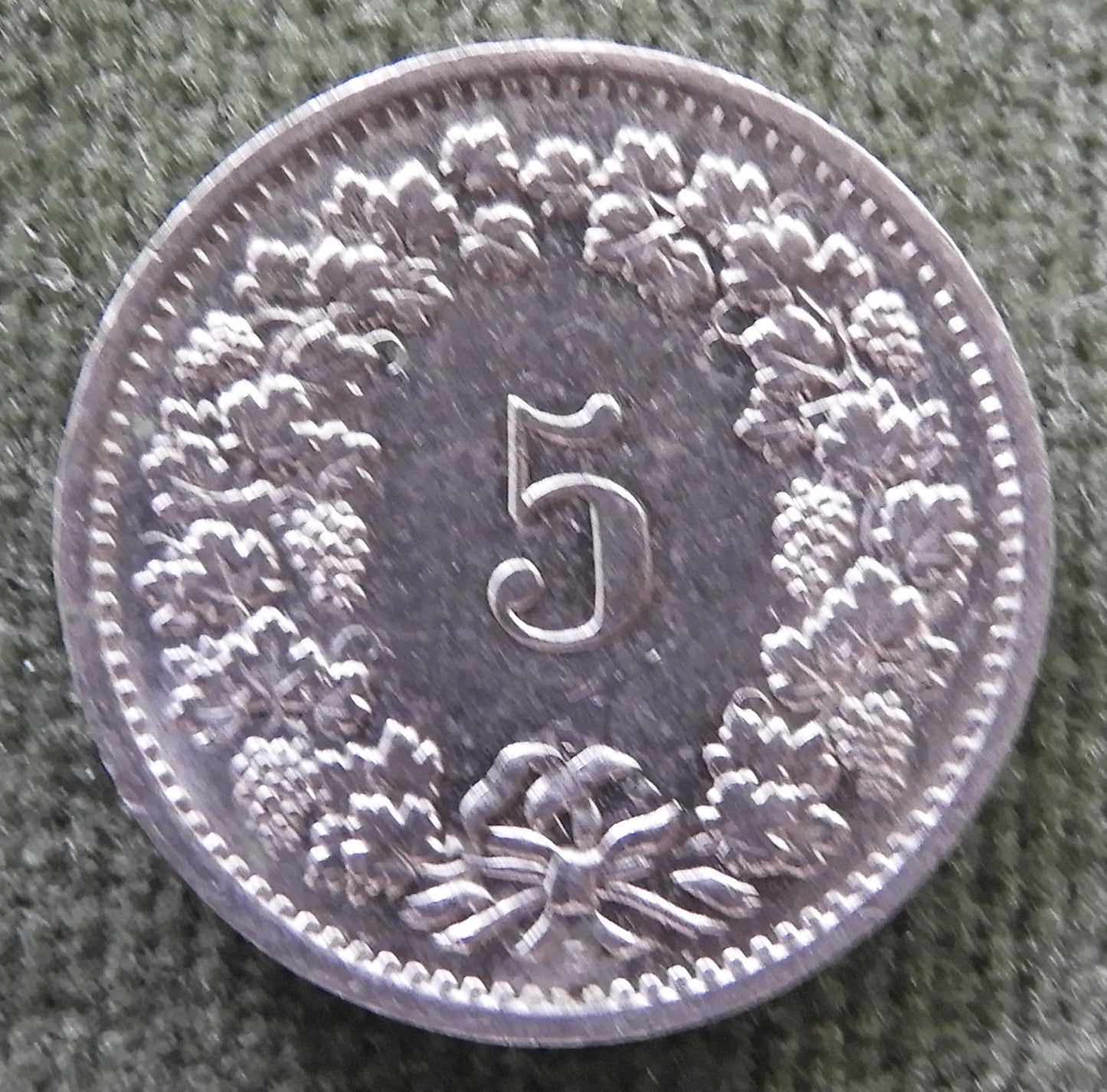 Helvetica Switzerland Swiss 1967 B 5 Rappen Coin - Circulated