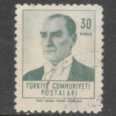 Turkey 1961 - 1962 30 Kurus Multi Coloured Ataturk Stamp - Perf: 10.25x10.75