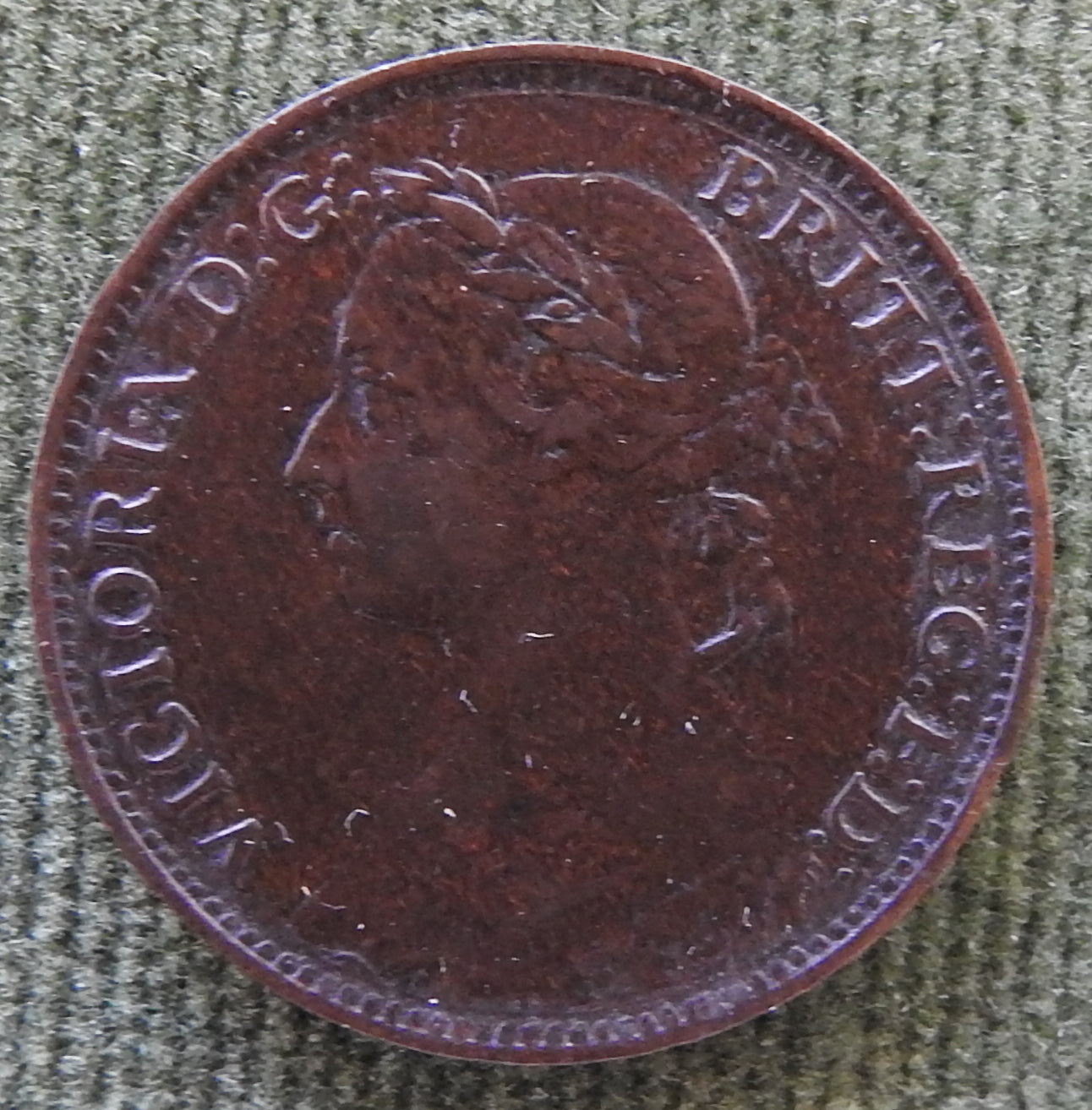 GB British UK English 1894 Farthing Queen Victoria Coin - Bun Head