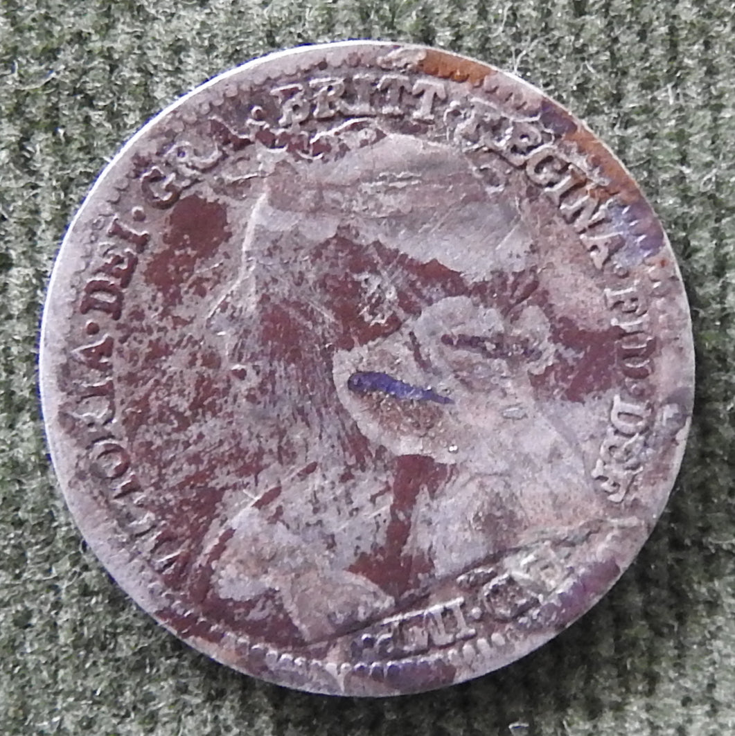 GB British UK English 1900 Threepence Queen Victoria Coin - Veiled Head