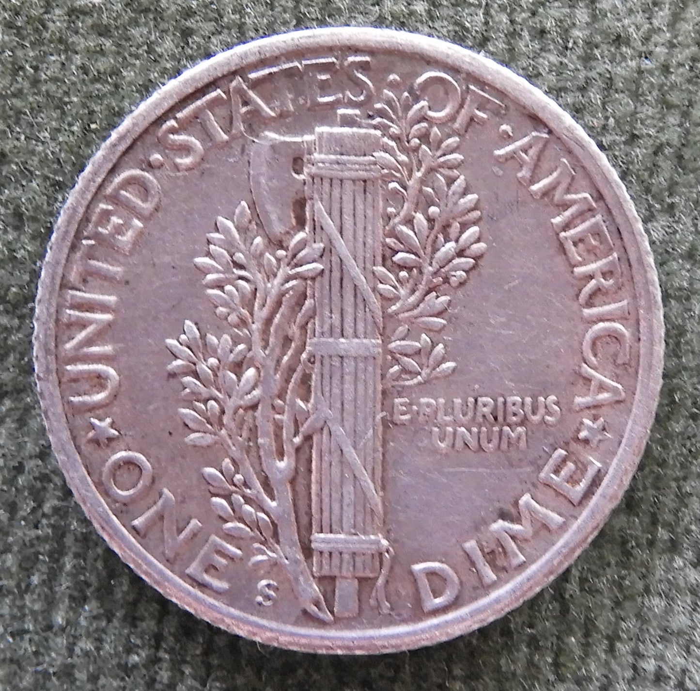 USA American 1942 S Silver Winged Mercury Dime Coin - Circulated