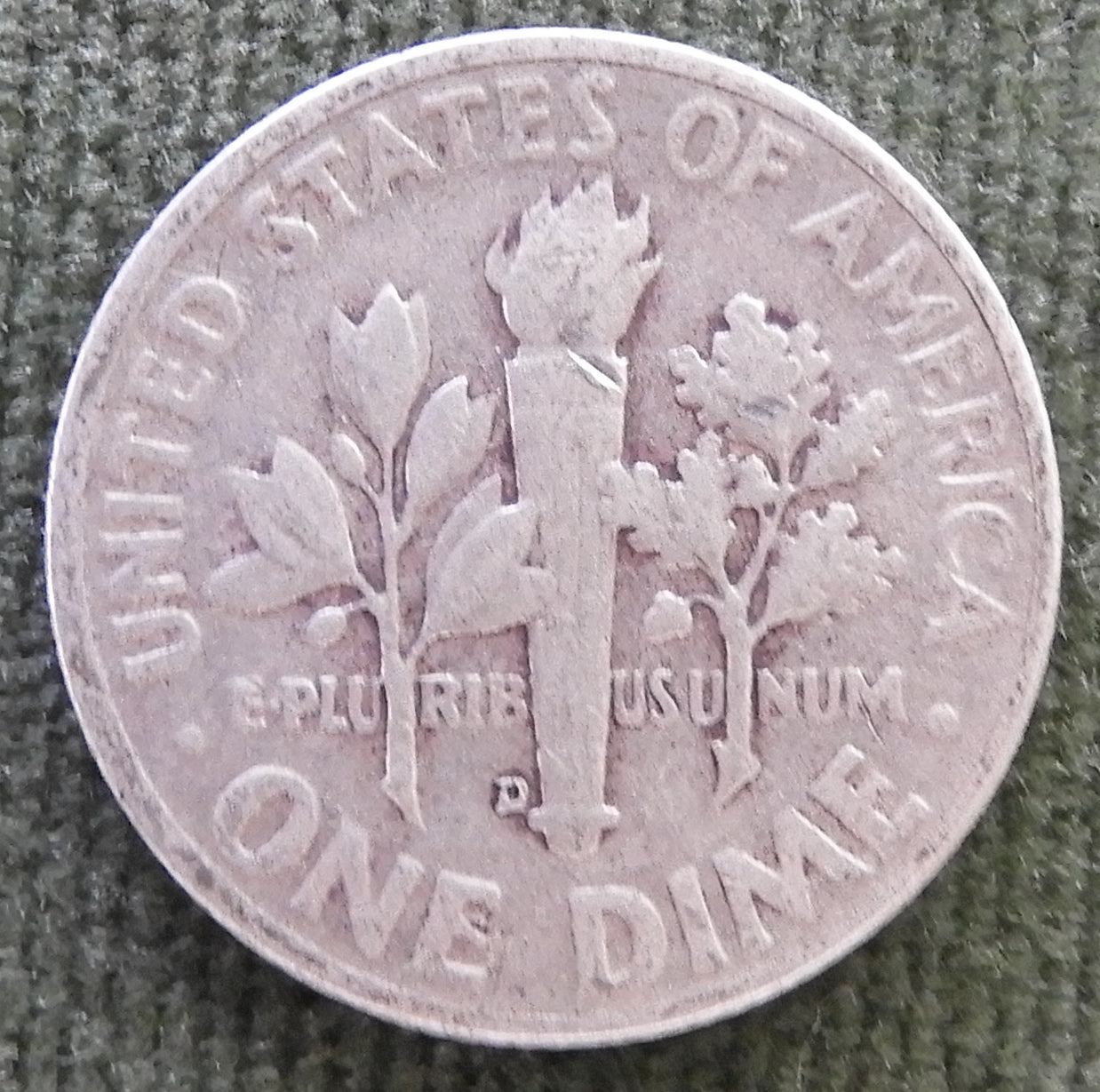 USA American 1948 D Dime Roosevelt Coin - Grades as Very Good to Fine