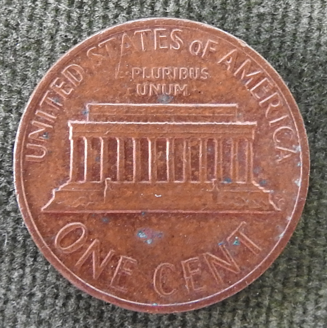 USA American 1977 1 Cent Lincoln Monument Coin