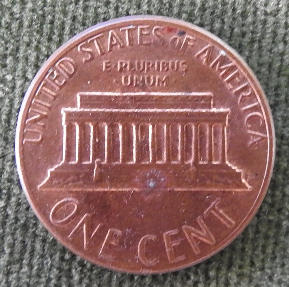 USA American 1984 1 Cent Lincoln Monument Coin - Circulated