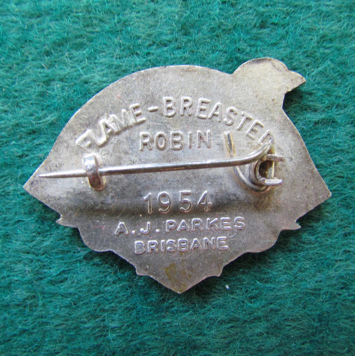 NSW Goulds League OF Bird Lovers 1954 Flame Breasted Robin Badge