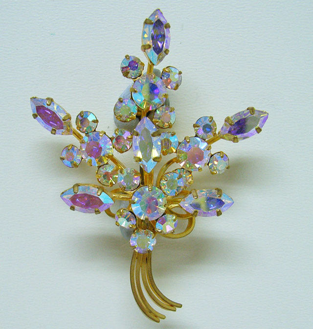 Diamante lustre brooch