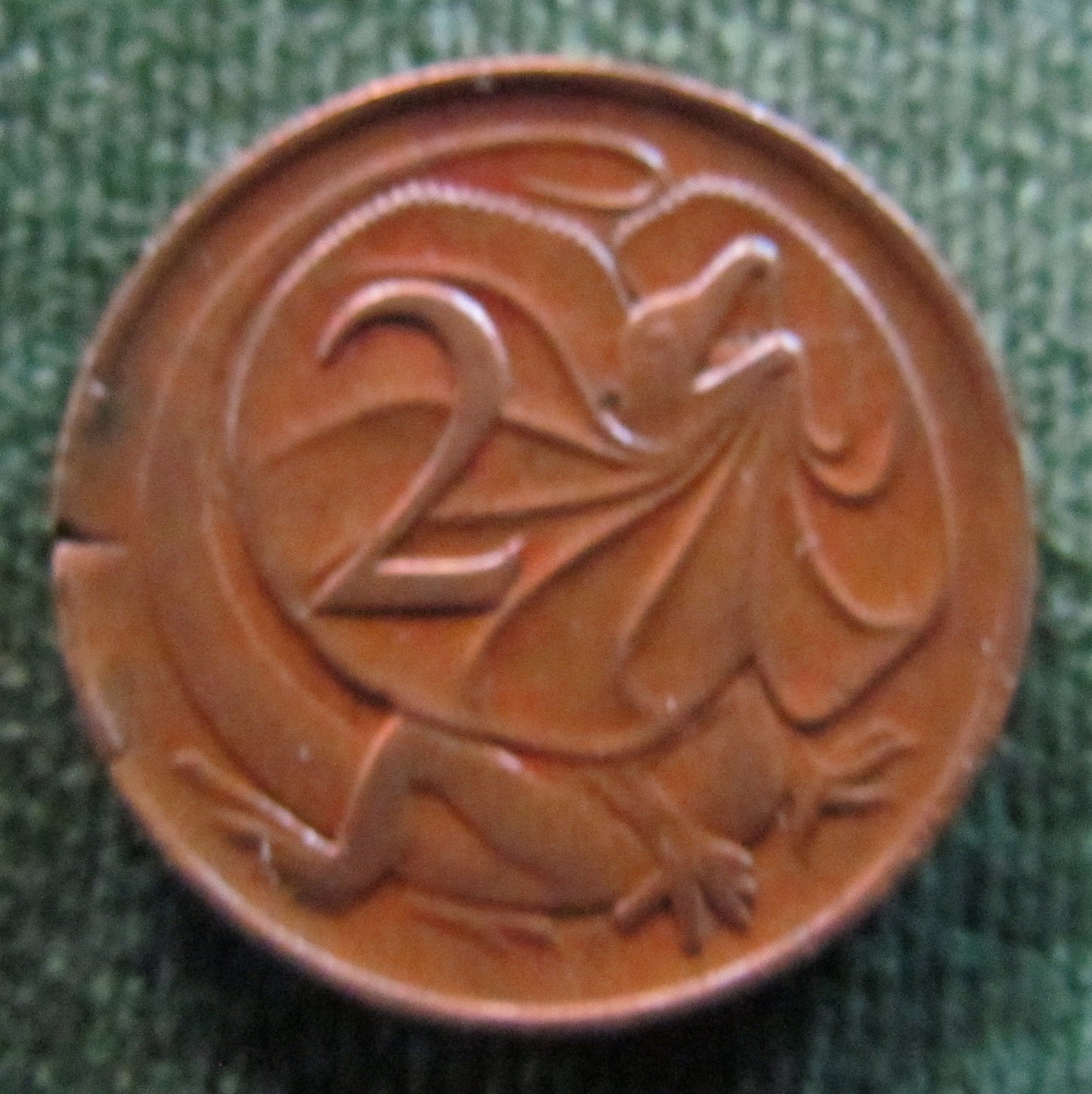 Australian 1966 2 Cent Queen Elizabeth II Coin - Variety Rim Crack