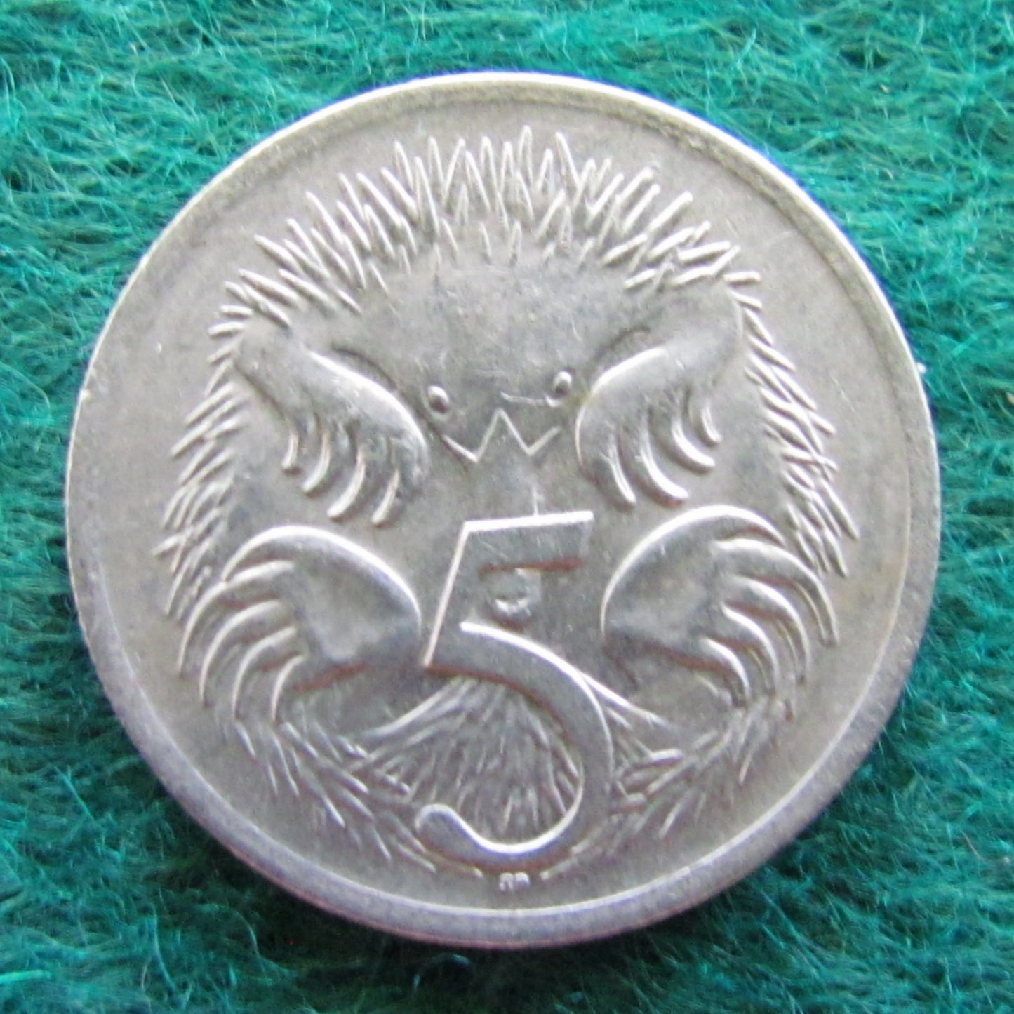 Australian 1967 5 Cent Queen Elizabeth II Coin - Circulated