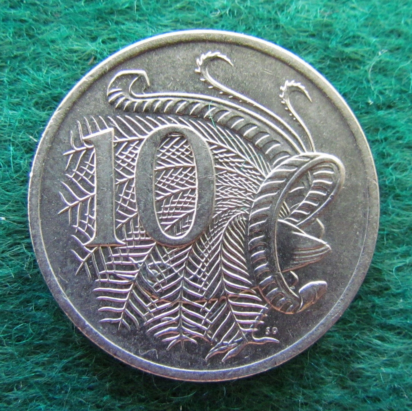 Australian 1980 10 Cent Queen Elizabeth II Coin - Circulated