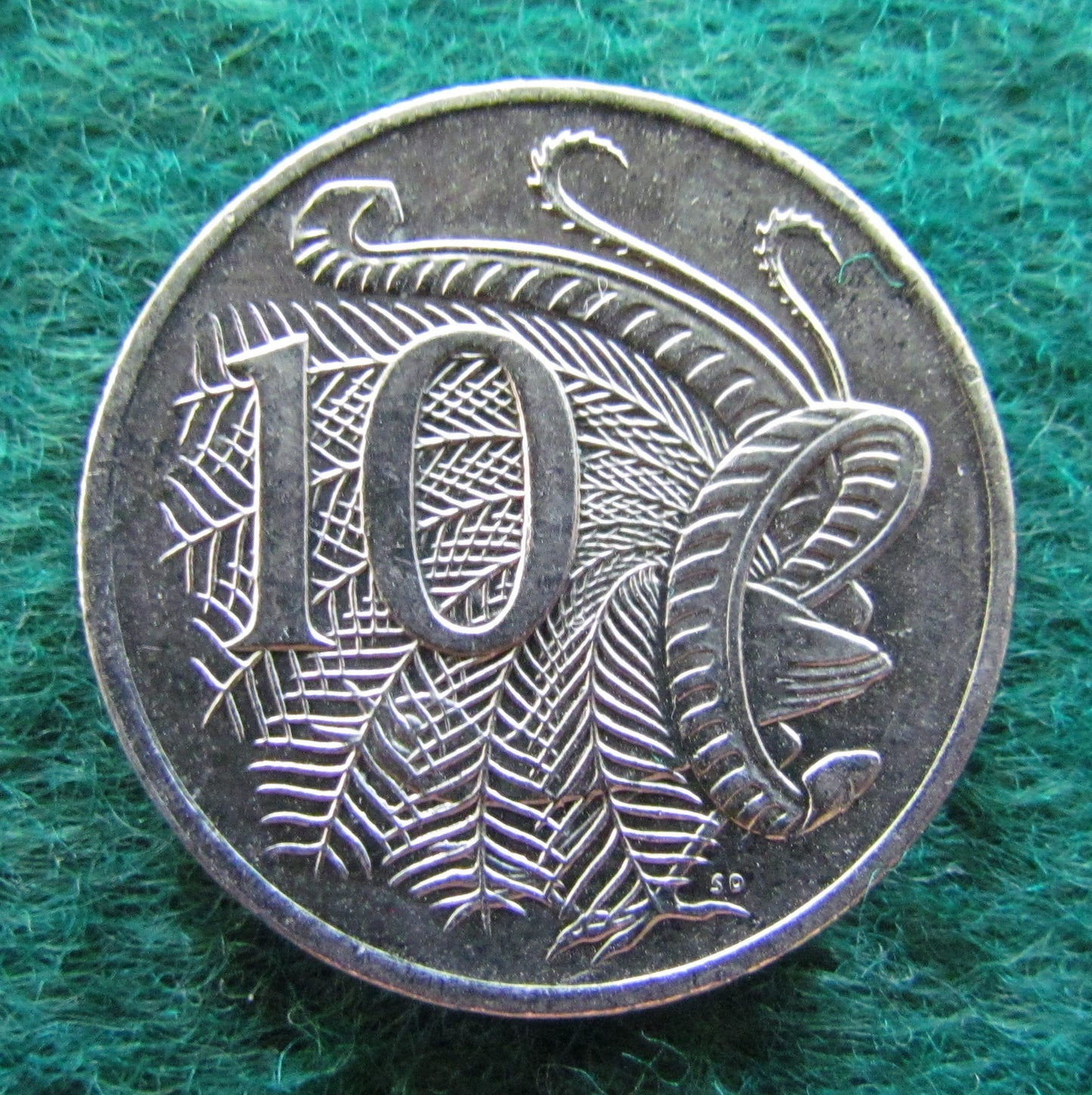 Australian 2010 10 Cent Queen Elizabeth II Coin - Circulated