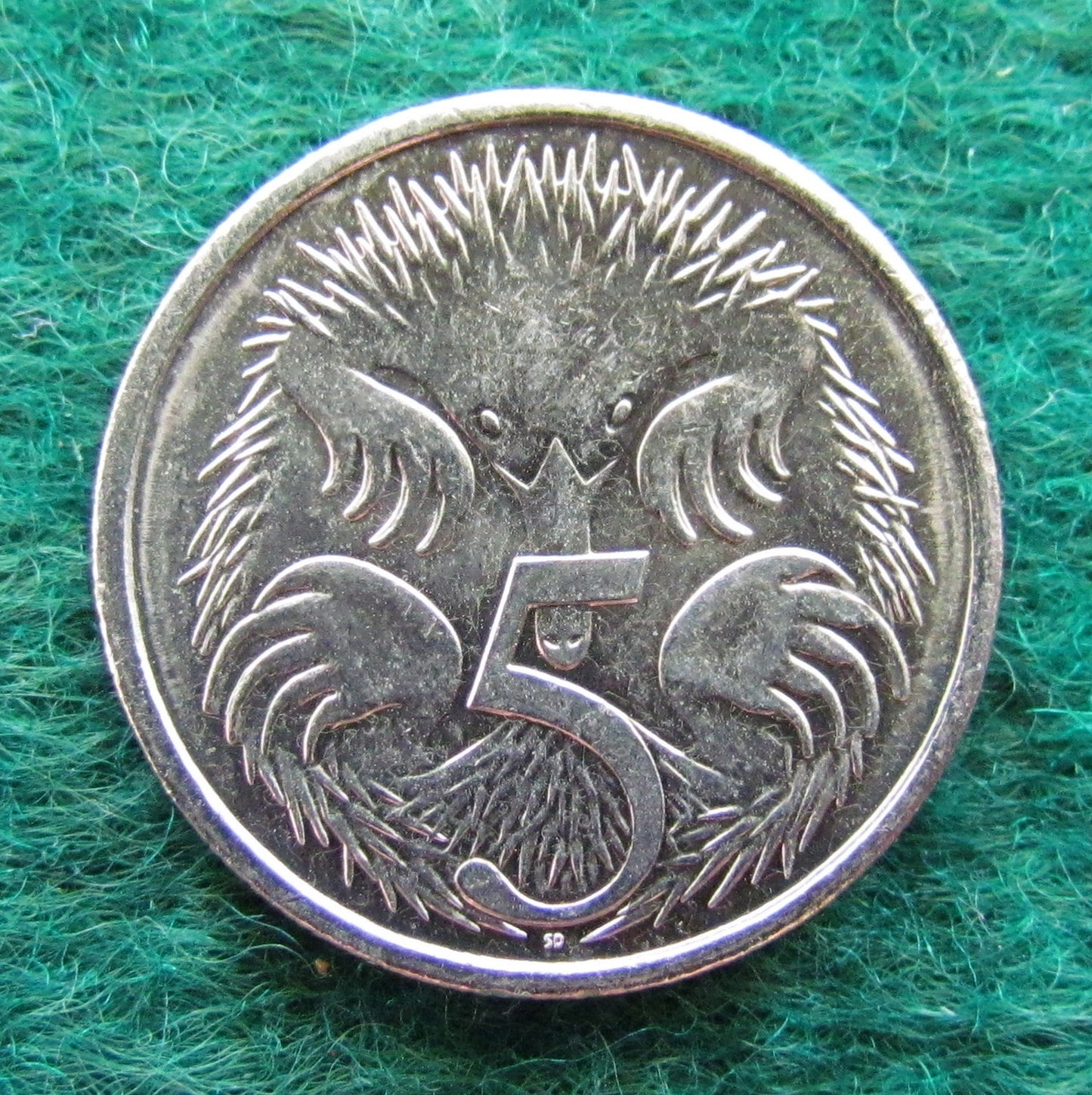 Australian 2014 5 Cent Queen Elizabeth II Coin - Circulated