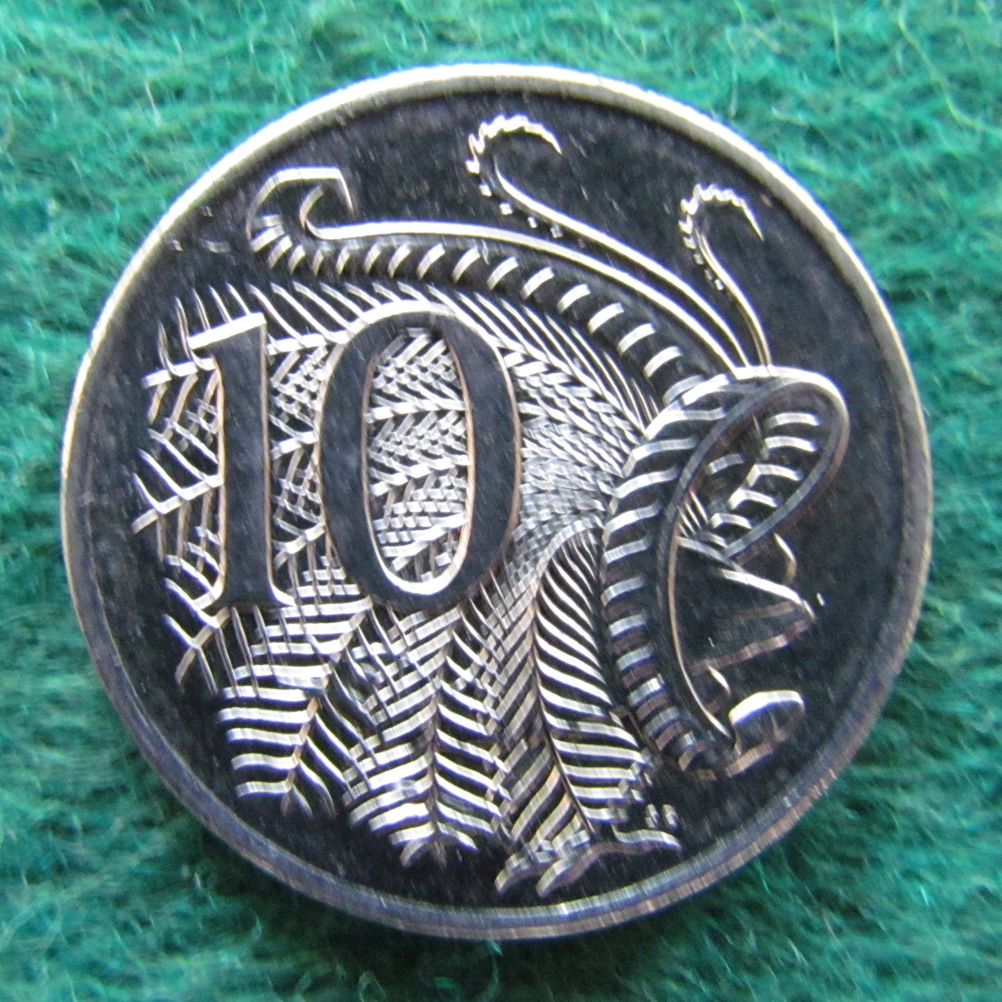 Australian 2017 10 Cent Queen Elizabeth II Coin - Circulated