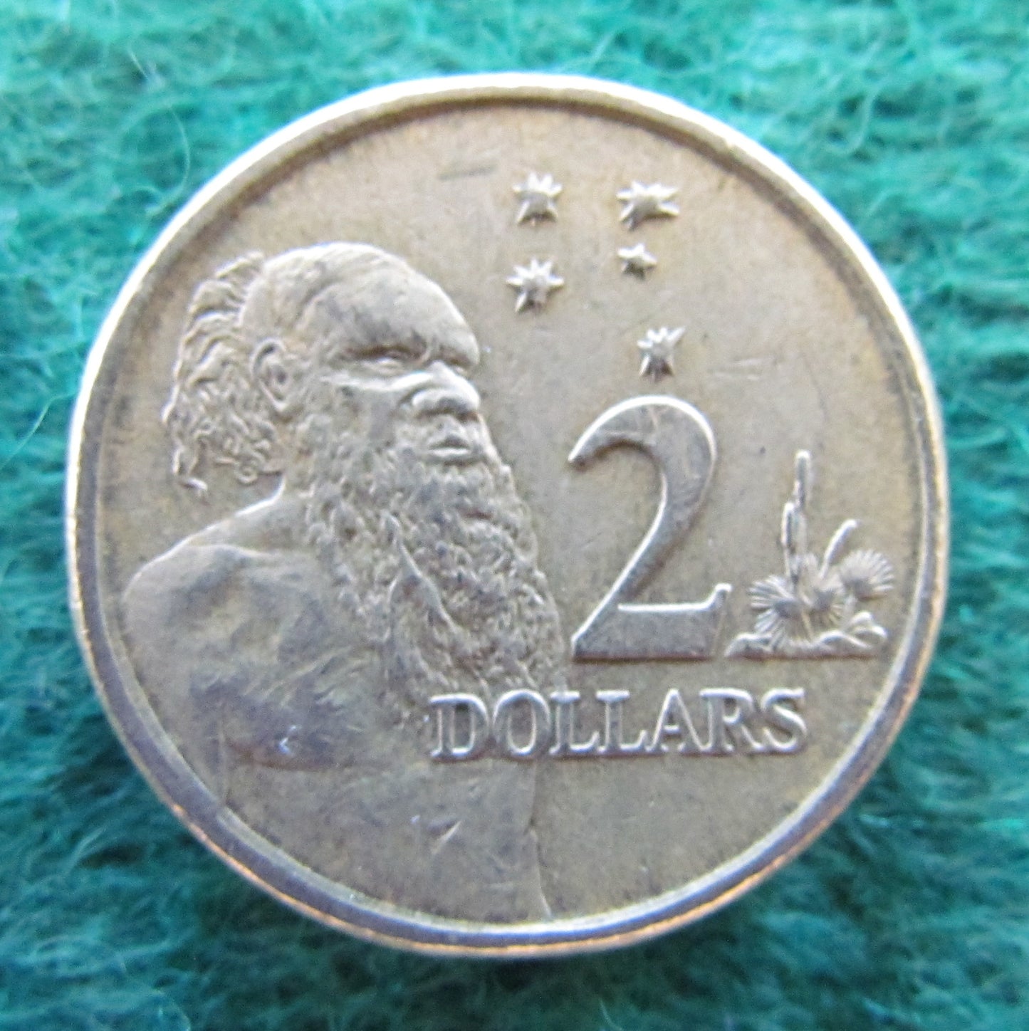 Australian 2007 2 Dollar Aboriginal Elder Queen Elizabeth Coin - Circulated