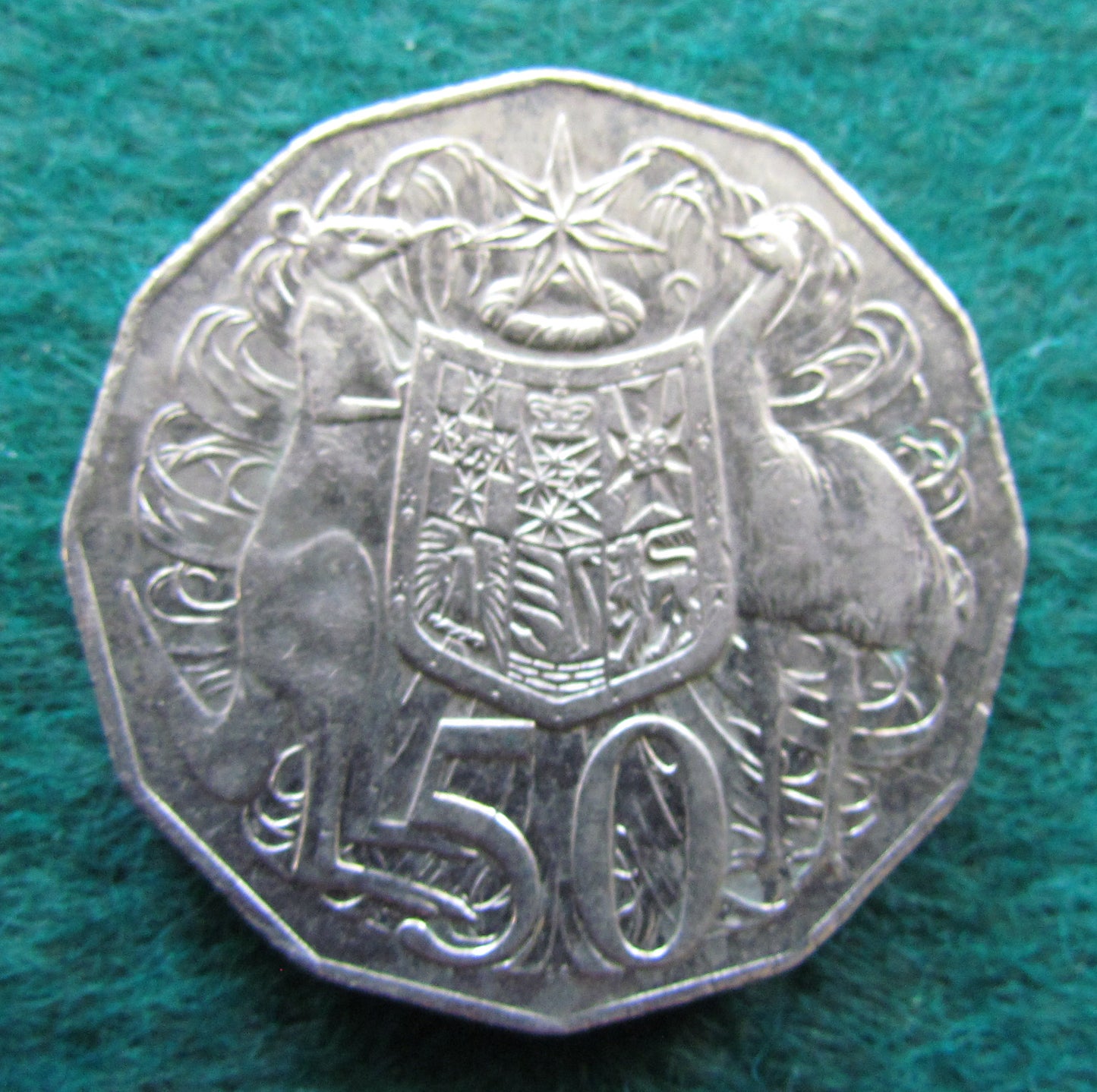 Australian 2009 50 Cent Coin Commonwealth of Australia